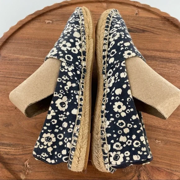 Tory Burch Risa Navy Blue Floral Print Espadrilles Shoes size 8 - Picture 9 of 14